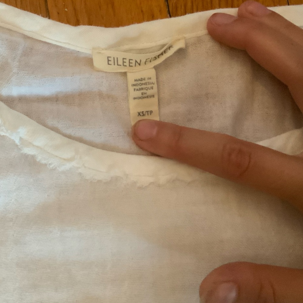 Eileen Fisher linen top - Picture 3 of 7
